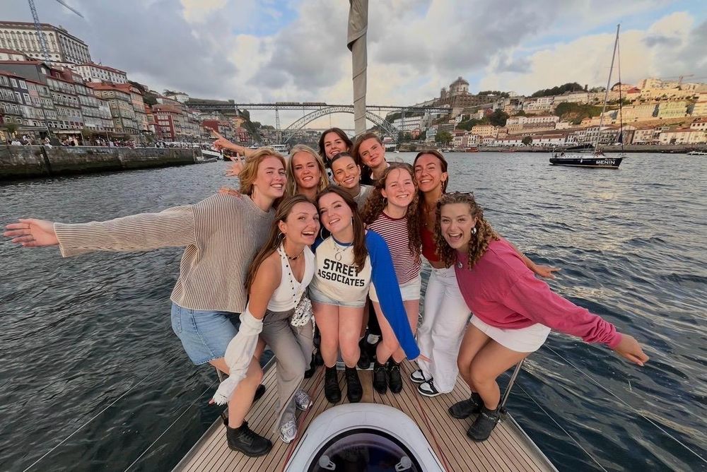 op een bootje in Porto
